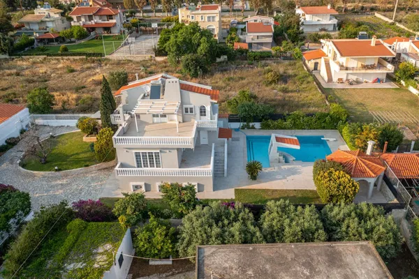 Sea-View Villa for Sale in Kalyvia Thorikou, Lagonisi — photo 3