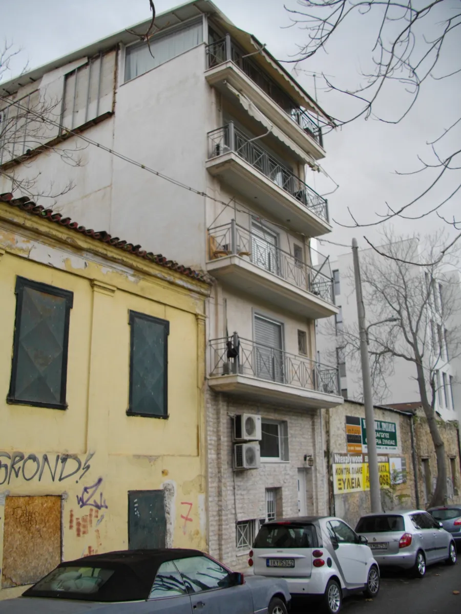 80 m² Building for Sale in Piraeus, Athens