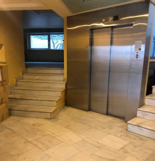 672 m² Building for Sale in Piraeus, Athens — photo 2