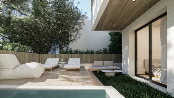 Three-Bedroom Apartment for Sale in Alimos, Athens Southern suburbs with Parking