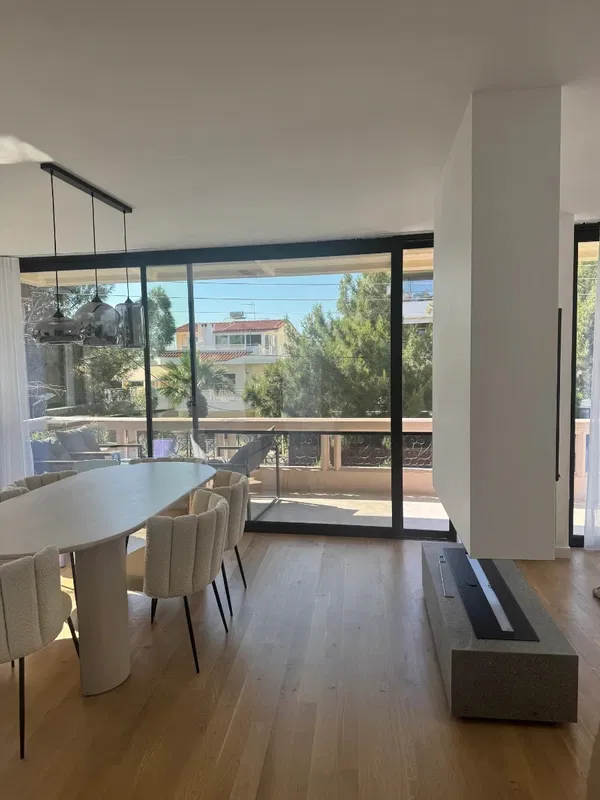 83 m² Apartment with Two Bedrooms for Sale in Glyfada, Athens Southern suburbs — photo 4
