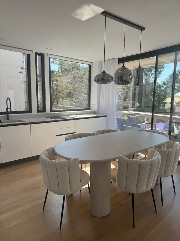 83 m² Apartment with Two Bedrooms for Sale in Glyfada, Athens Southern suburbs — photo 3