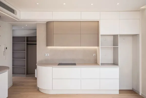 Renovated 65 m² Apartment with Two Bedrooms for Sale in Kallithea, Athens Southern suburbs — photo 4