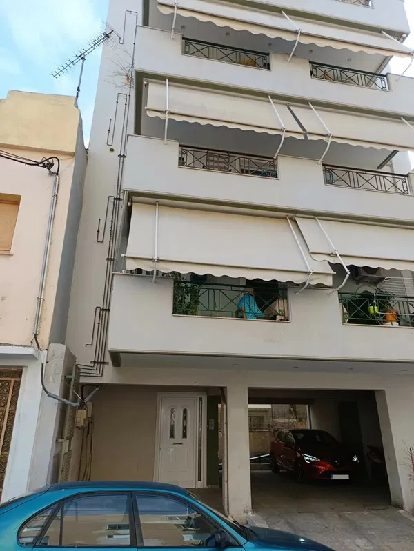 75 m² One-Bedroom Apartment for Sale in Piraeus