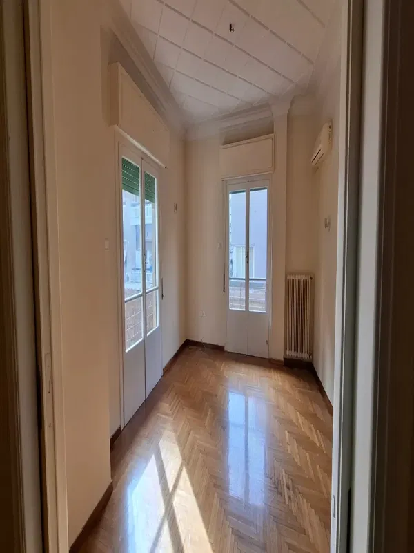Three-Bedroom Apartment for Sale in Piraeus — photo 3