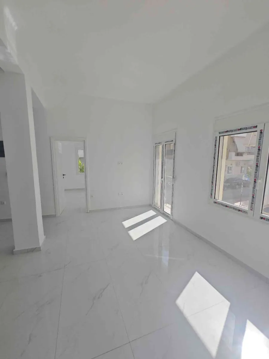 Contemporary 66 m² Apartment with Two Bedrooms for Sale in Piraeus
