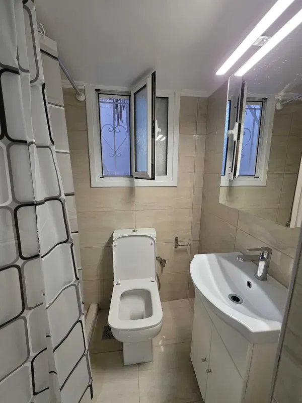 50 m² Apartment with One Bedrooms for Sale in Piraeus, Athens — photo 4