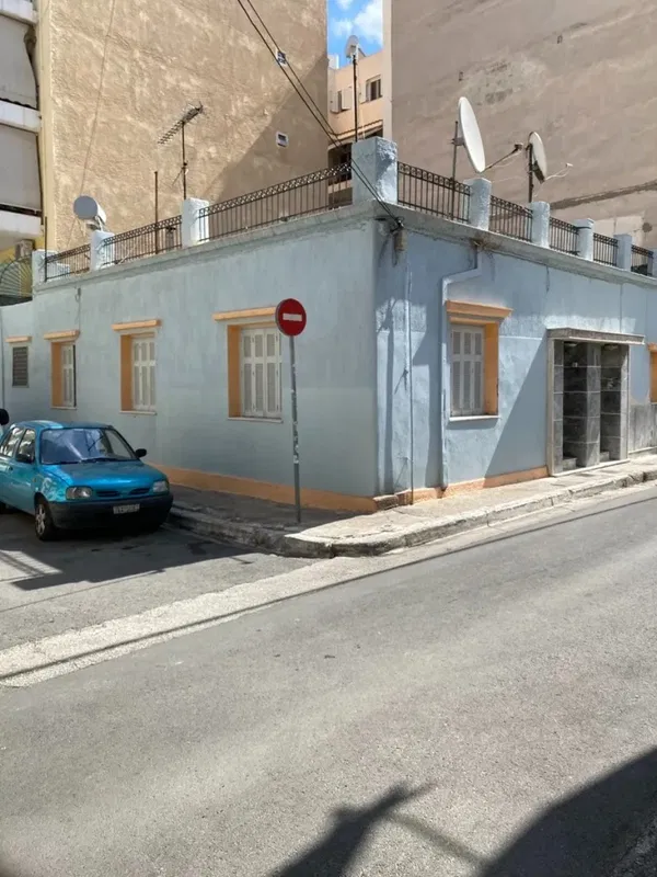 Villa for Sale in Piraeus