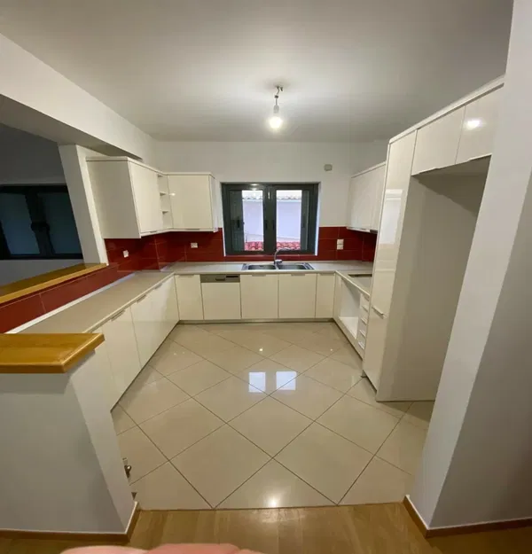 Apartment with Four Bedrooms for Sale in Alimos, Athens Southern suburbs — photo 2