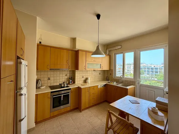 118 m² Three-Bedroom Apartment for Sale in Alimos, Athens Southern suburbs — photo 2