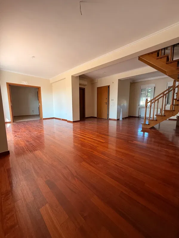 150 m² Three-Bedroom Apartment for Sale in Voula, Athens Southern suburbs — photo 3