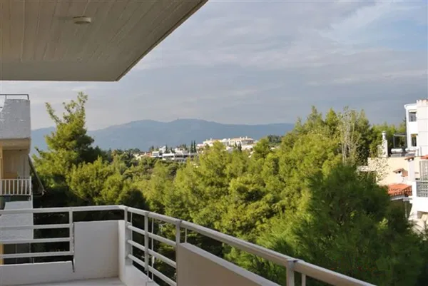 90 m² Three-Bedroom Apartment for Rent in Marousi, Athens Northern suburbs — photo 3