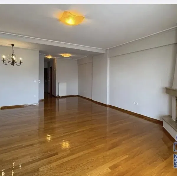 130 m² Three-Bedroom Apartment for Rent in Glyfada, Athens Southern suburbs — photo 3