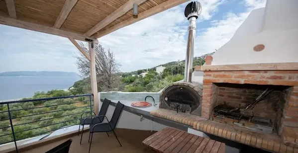 Sea View 270 m² Villa with Five Bedrooms for Sale in Skopelos, Sporades Islands — photo 5
