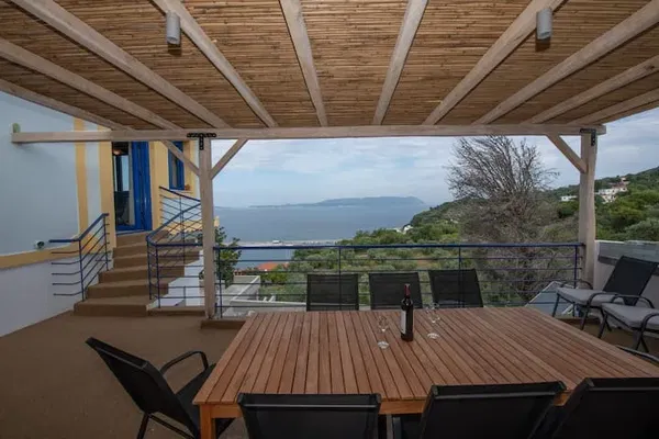 Sea View 270 m² Villa with Five Bedrooms for Sale in Skopelos, Sporades Islands — photo 4