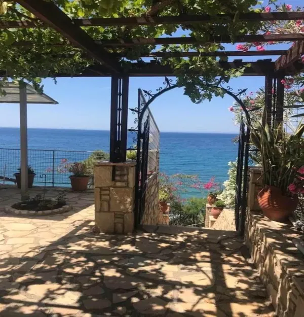 Sea-View Hotel for Sale in kaloi Limenes Heraklion, South Heraklion — photo 4
