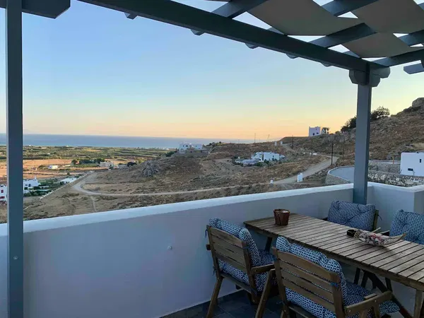 210 m² Sea-View Three-Bedroom Villa for Sale in Naxos, Cyclades — photo 4