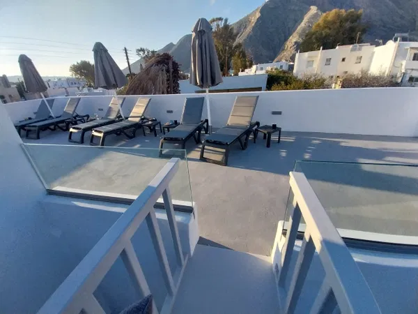 270 m² Renovated Hotel for Sale in Santorini, Cyclades — photo 3