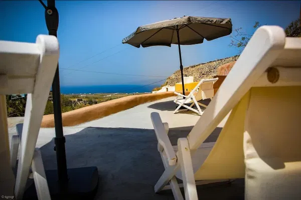 200 m² Hotel for Sale in Santorini, Cyclades — photo 3
