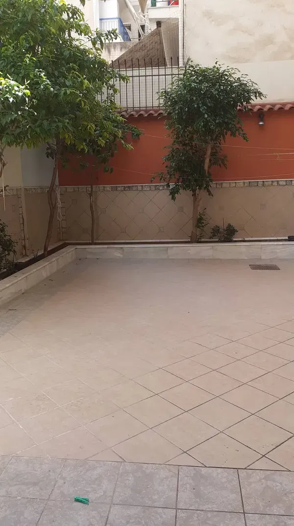 110 m² Apartment with Three Bedrooms for Sale in Piraeus, Piraeus Suburbs — photo 2