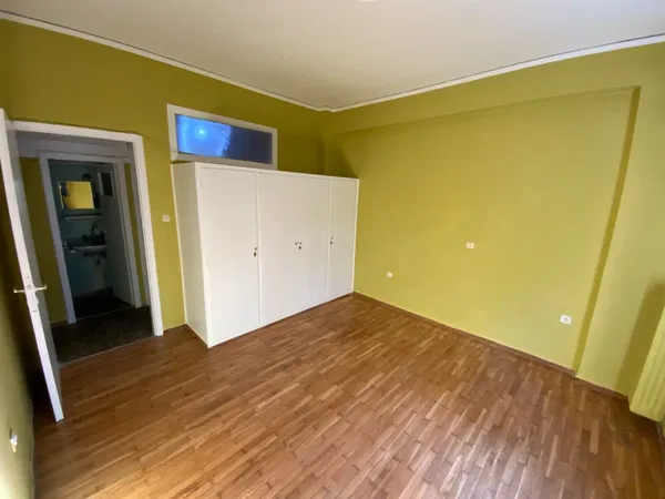 Seafront One-Bedroom Apartment for Sale in Piraeus, Piraeus Suburbs — photo 5