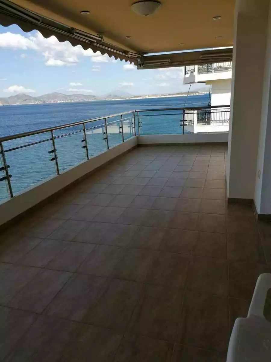 171 m² Sea View Two-Bedroom Apartment for Sale in Piraeus, Piraeus Suburbs