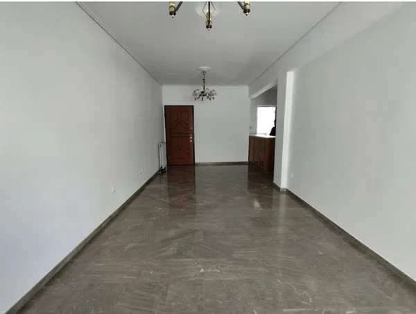 90 m² Apartment with Three Bedrooms for Sale in Tampouria, Piraeus — photo 3