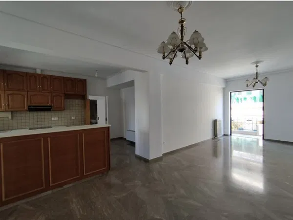 90 m² Apartment with Three Bedrooms for Sale in Tampouria, Piraeus — photo 4