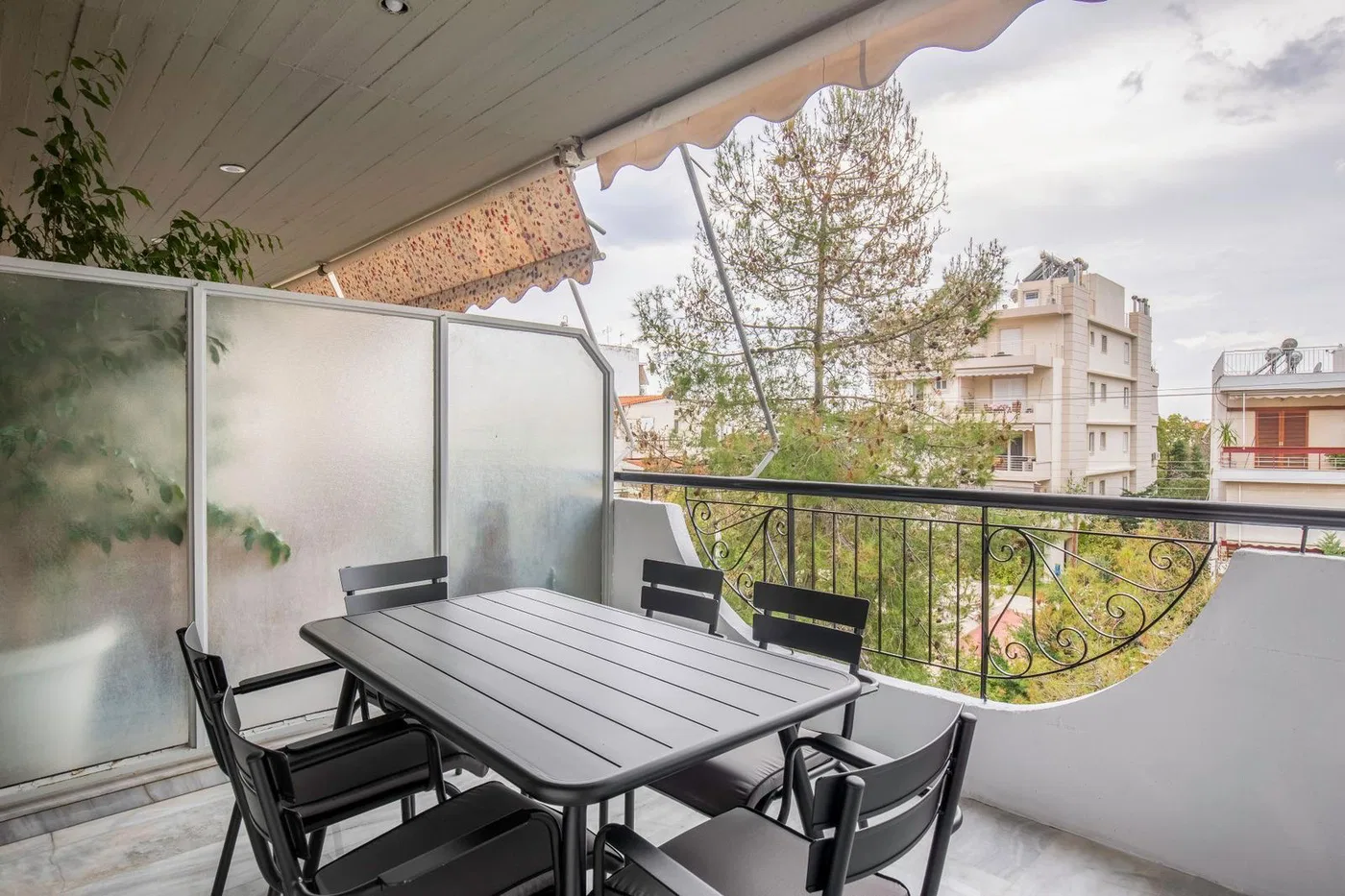 136 m² Three-Bedroom Apartment for Sale in Elliniko, Athens Southern suburbs