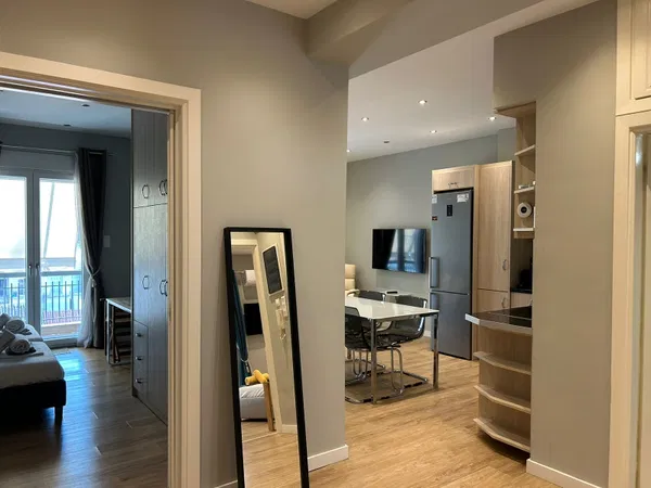 72 m² Apartment with Two Bedrooms for Sale in Center Athens, Athens Center — photo 2
