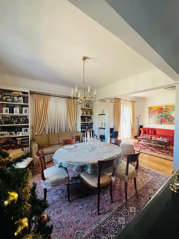 105 m² Renovated Two-Bedroom Apartment for Sale in Kolonaki - Lycabettus, Athens Center — photo 2