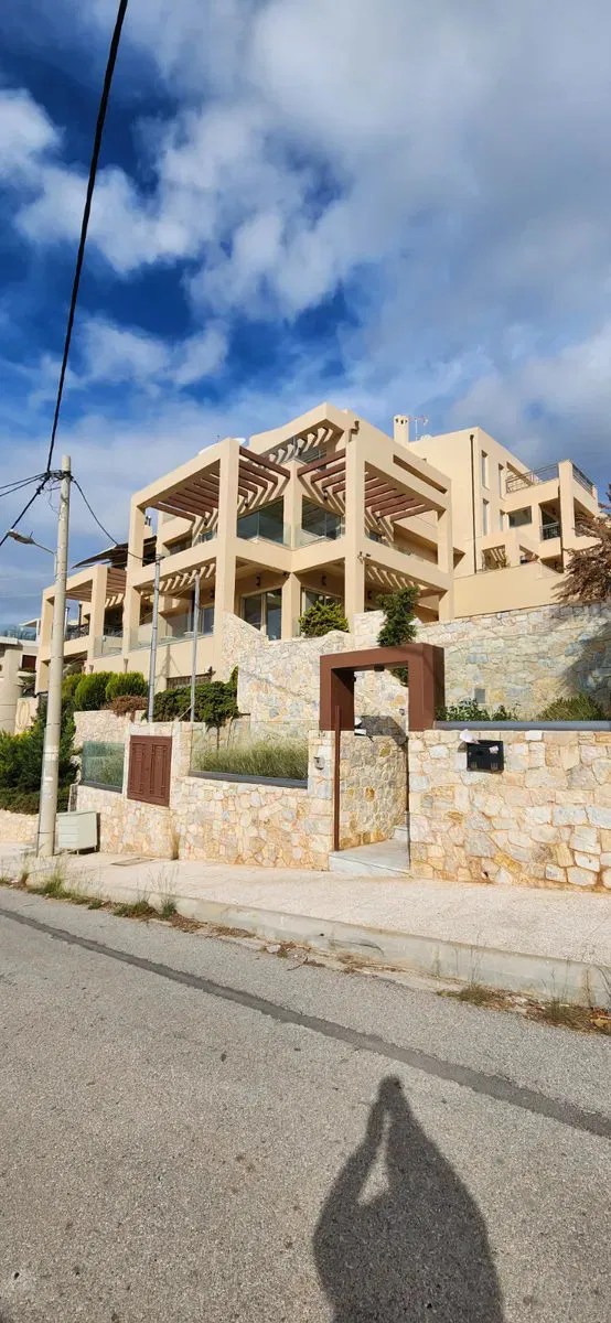 470 m² Four-Bedroom Apartment for Sale in Voula, Athens Southern suburbs — photo 4
