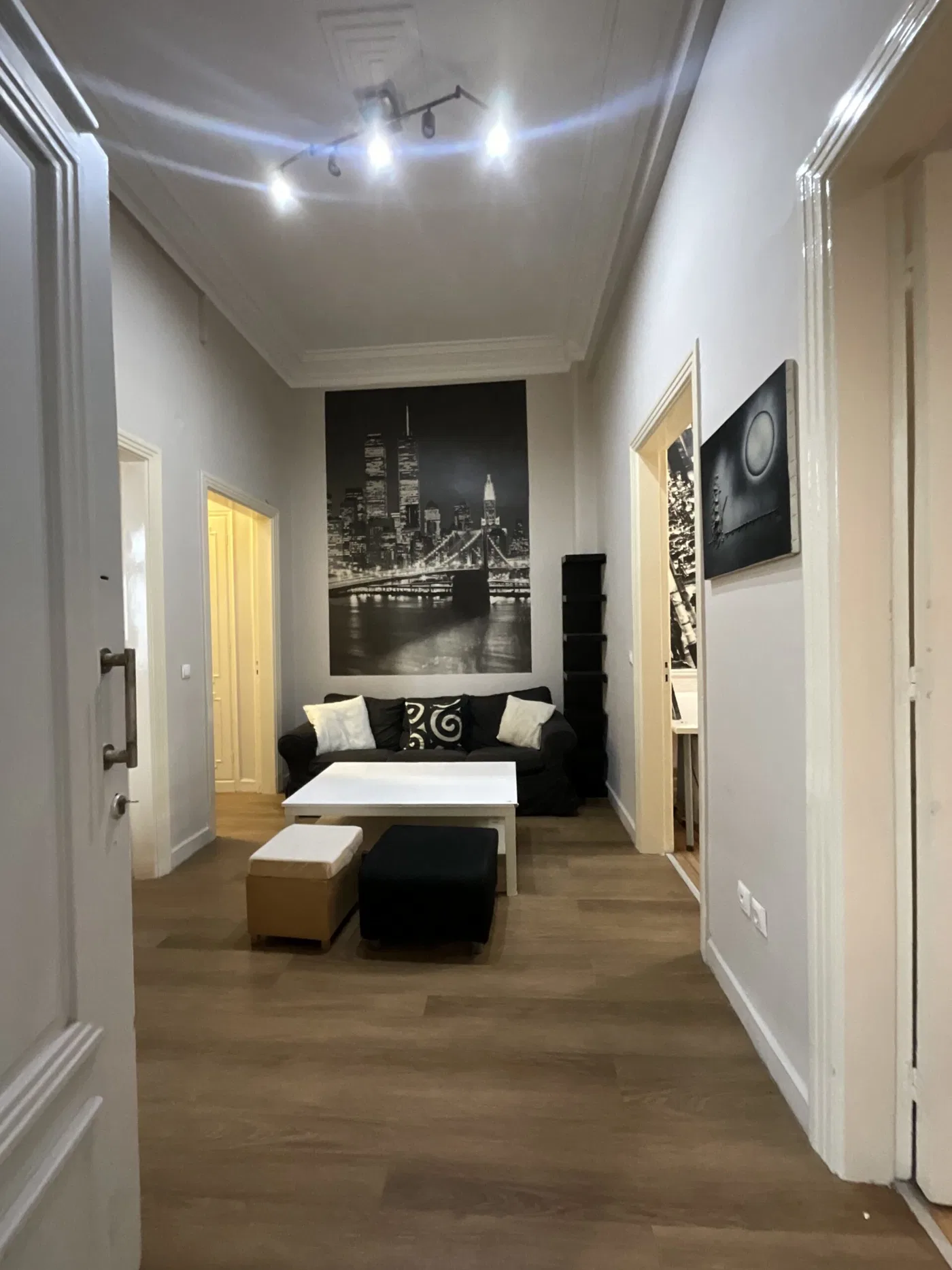 92 m² Apartment with Two Bedrooms for Sale in Piraeus, Piraeus Suburbs