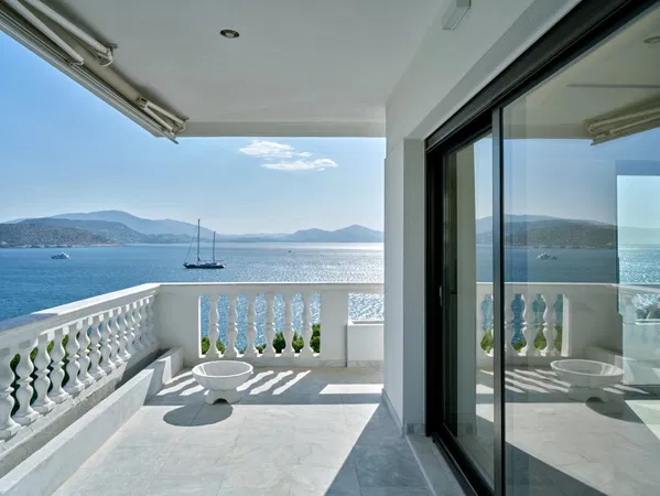 Three-Bedroom Sea-View Apartment for Sale in Vari - Varkiza, Athens Southern suburbs — photo 3