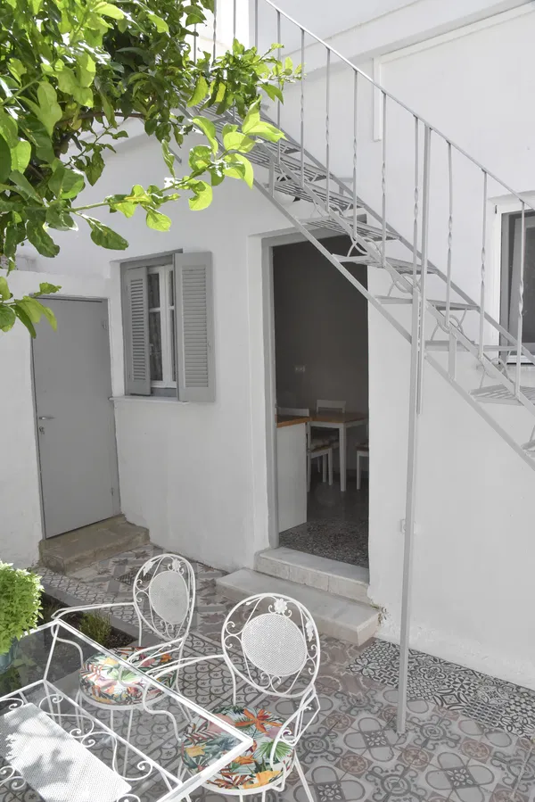 Two-Bedroom Villa for Sale in Dafni, Athens Southern suburbs — photo 2