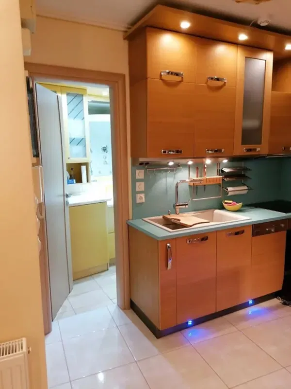 48 m² Sea-View One-Bedroom Apartment for Sale in Piraeus, Piraeus Suburbs — photo 5
