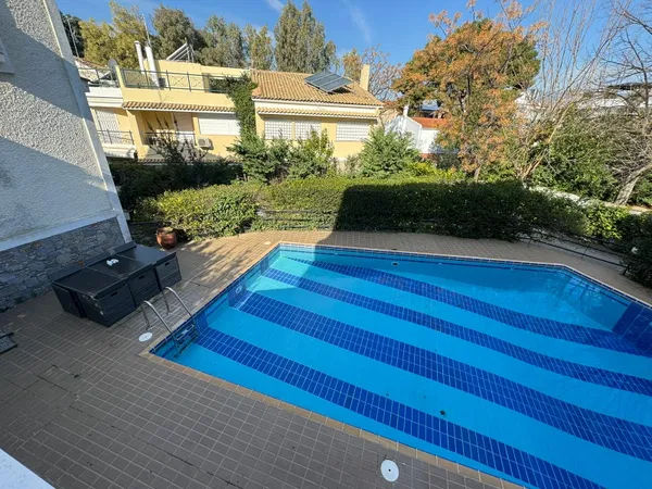 Three-Bedroom Apartment for Sale in Kifisia, Athens Northern suburbs with Aluminium frames — photo 3