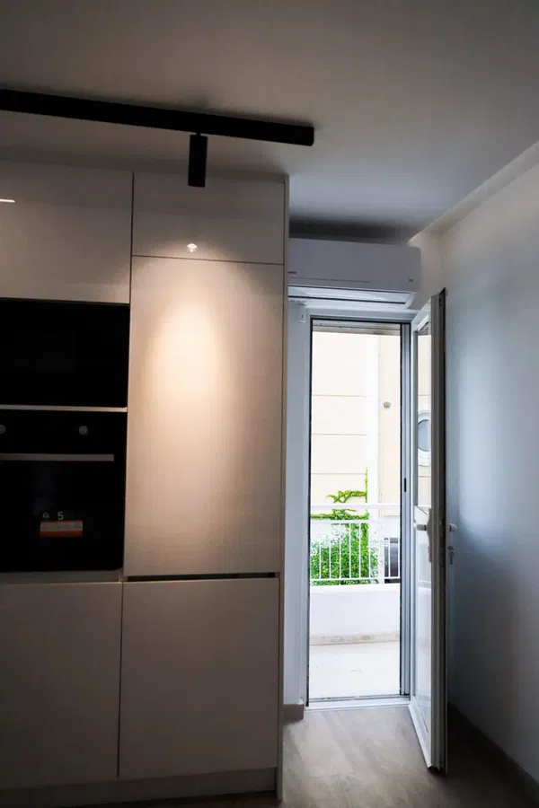 129 m² Renovated Three-Bedroom Apartment for Sale in Glyfada, Athens Southern suburbs — photo 3