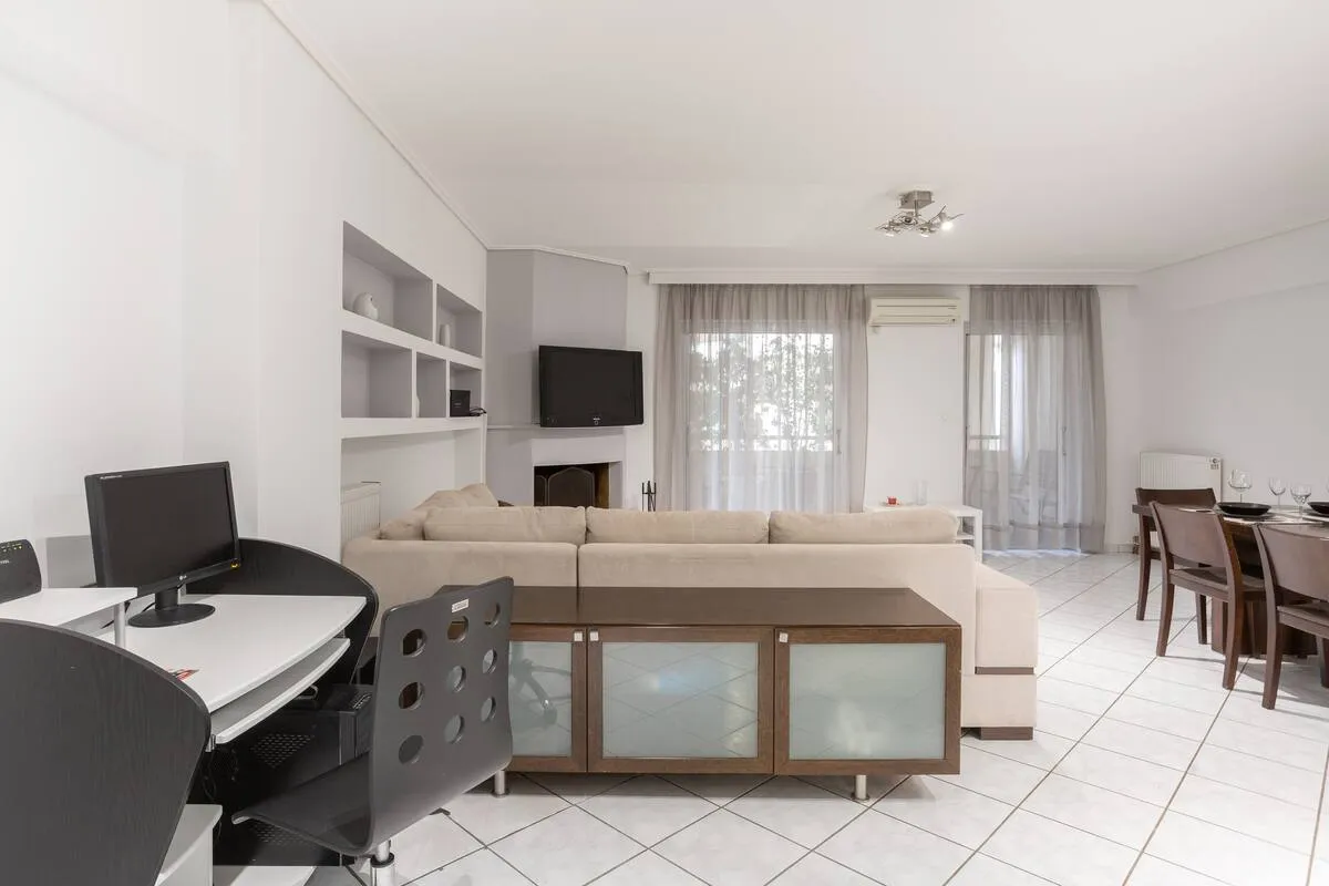 Contemporary 94 m² Apartment with Two Bedrooms for Sale in Kolonaki - Lycabettus, Athens Center