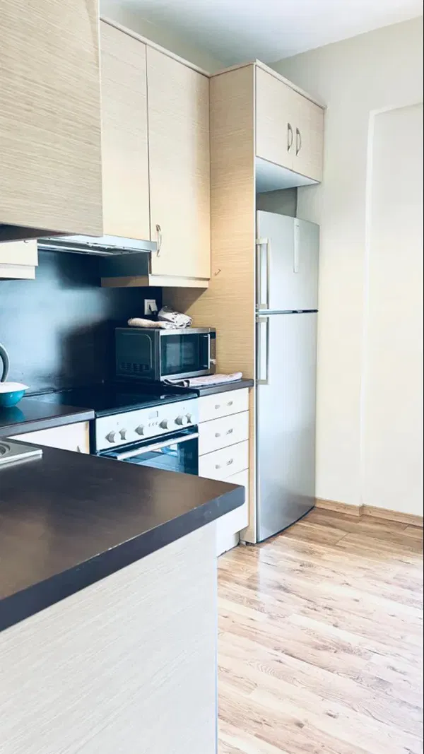 91 m² Two-Bedroom Renovated Apartment for Sale in Glyfada, Athens Southern suburbs — photo 5
