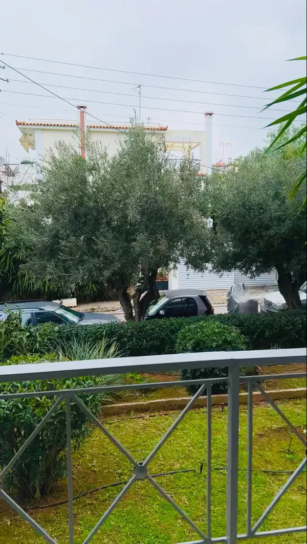 91 m² Two-Bedroom Renovated Apartment for Sale in Glyfada, Athens Southern suburbs — photo 2