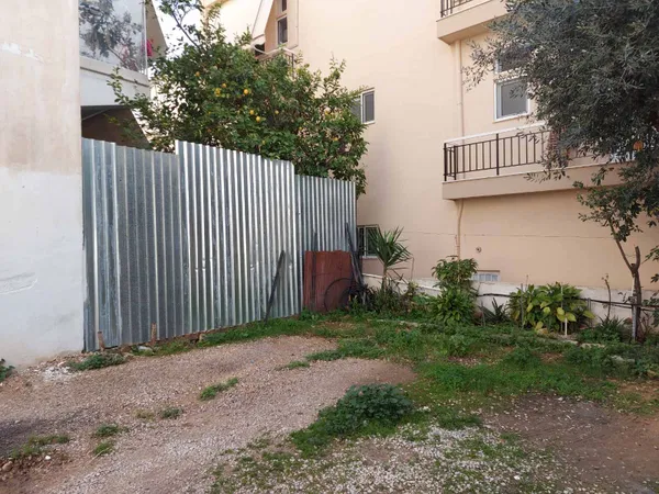130 m² Land for Sale in Peristeri, Athens Western Suburbs — photo 4