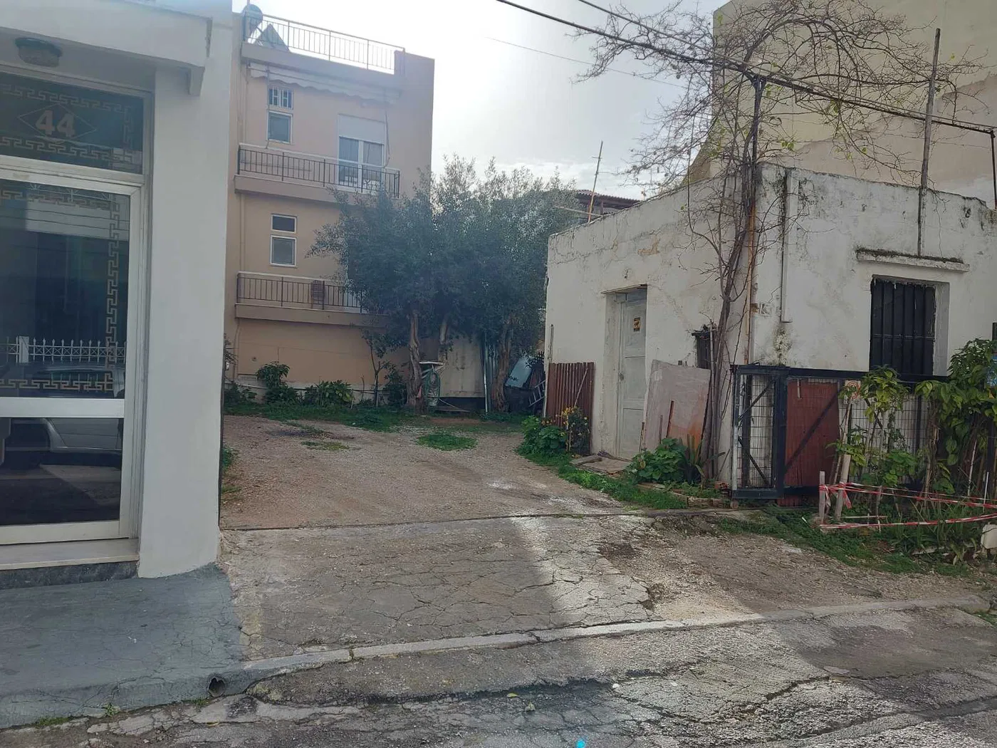 130 m² Land for Sale in Peristeri, Athens Western Suburbs