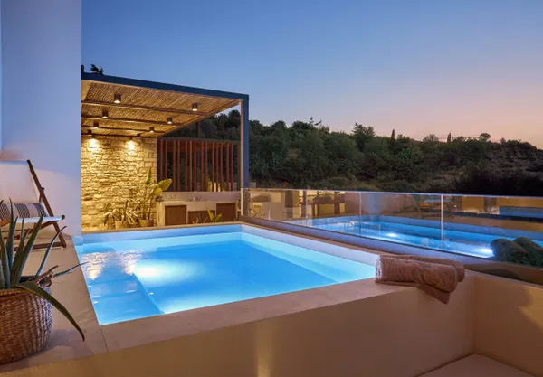 Newly Built 315 m² Villa with Six Bedrooms for Sale in Heraklion — photo 2