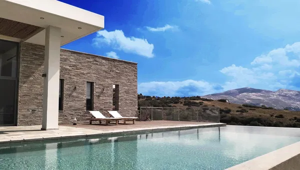 Sea-View 290 m² Villa with Five Bedrooms for Sale in Evia, Sterea Hellas — photo 2