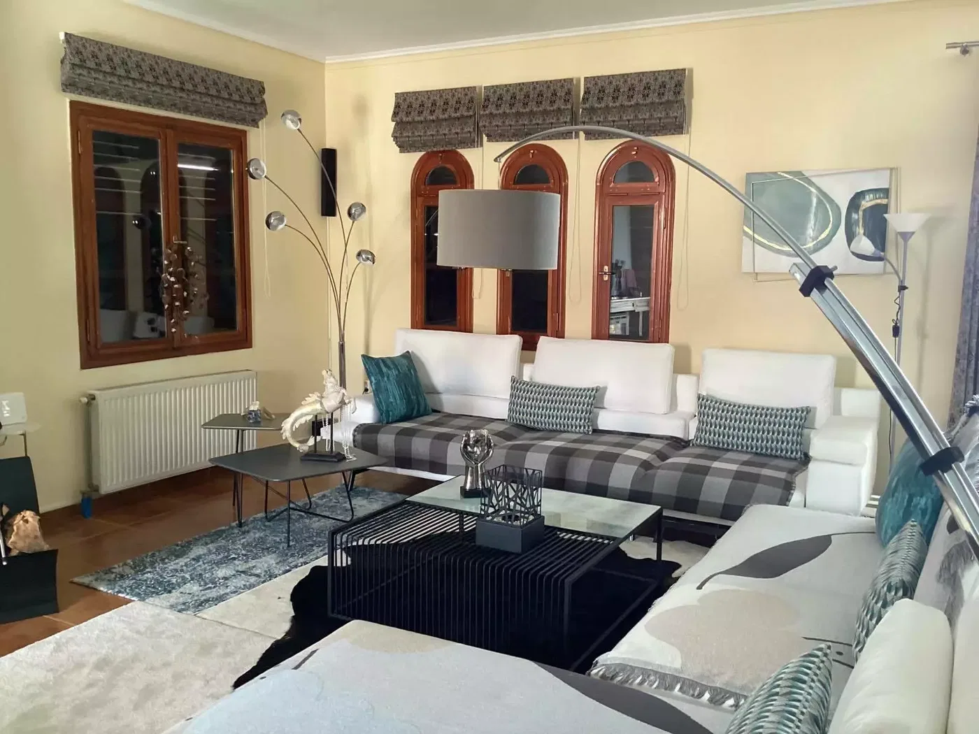 Two-Bedroom Renovated Apartment for Sale in Drafi, Athens Northern suburbs