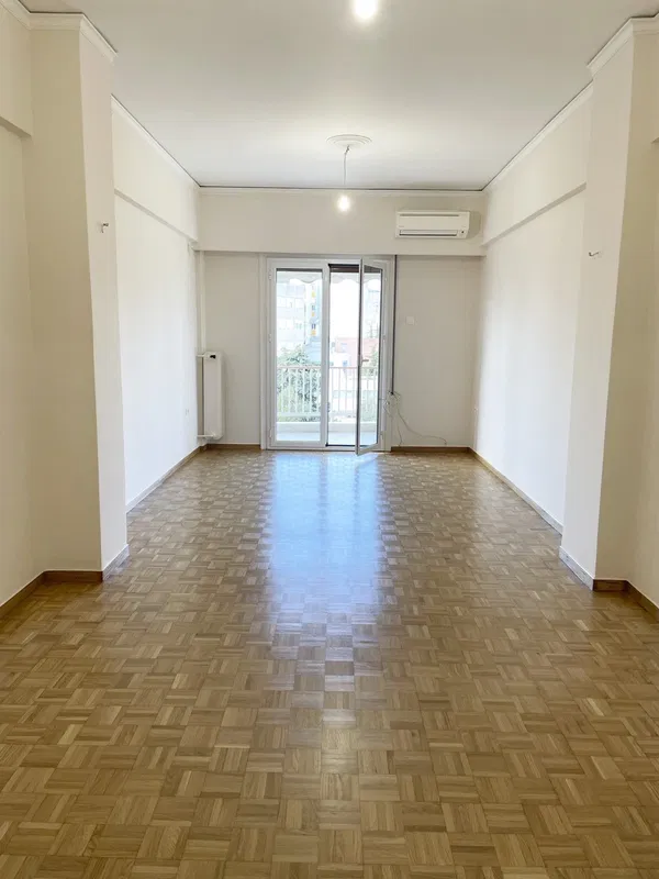 82 m² Renovated Two-Bedroom Apartment for Sale in Zografou, Athens Center — photo 2
