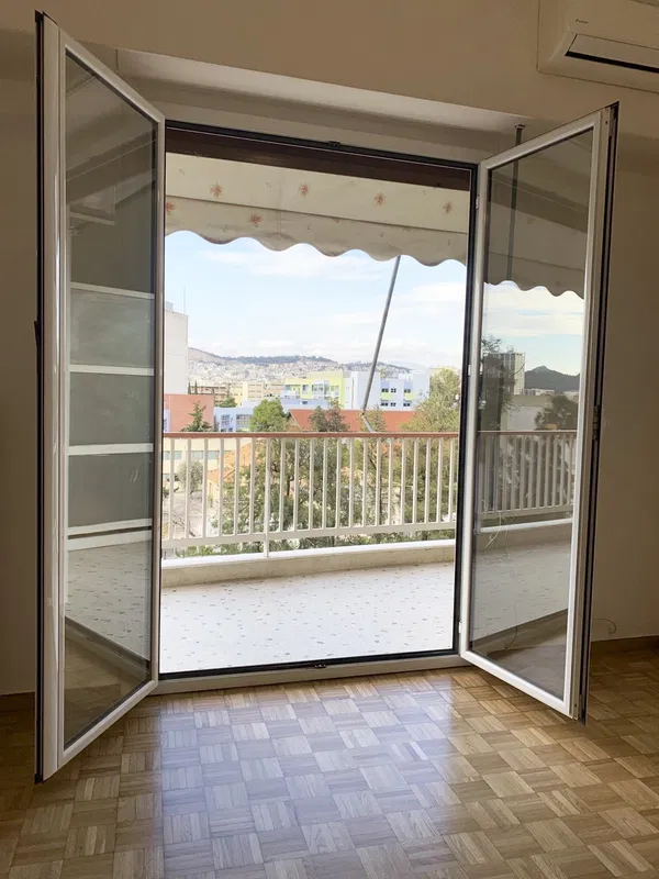 82 m² Renovated Two-Bedroom Apartment for Sale in Zografou, Athens Center — photo 3