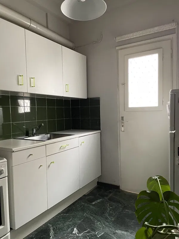78 m² Two-Bedroom Renovated Apartment for Sale in Center Athens, Athens Center — photo 4
