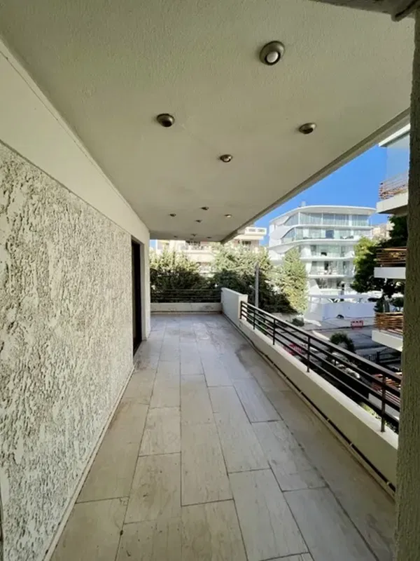 88 m² Apartment with Two Bedrooms for Sale in Glyfada, Athens Southern suburbs — photo 3